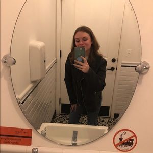 Meet your Posher, Natalie